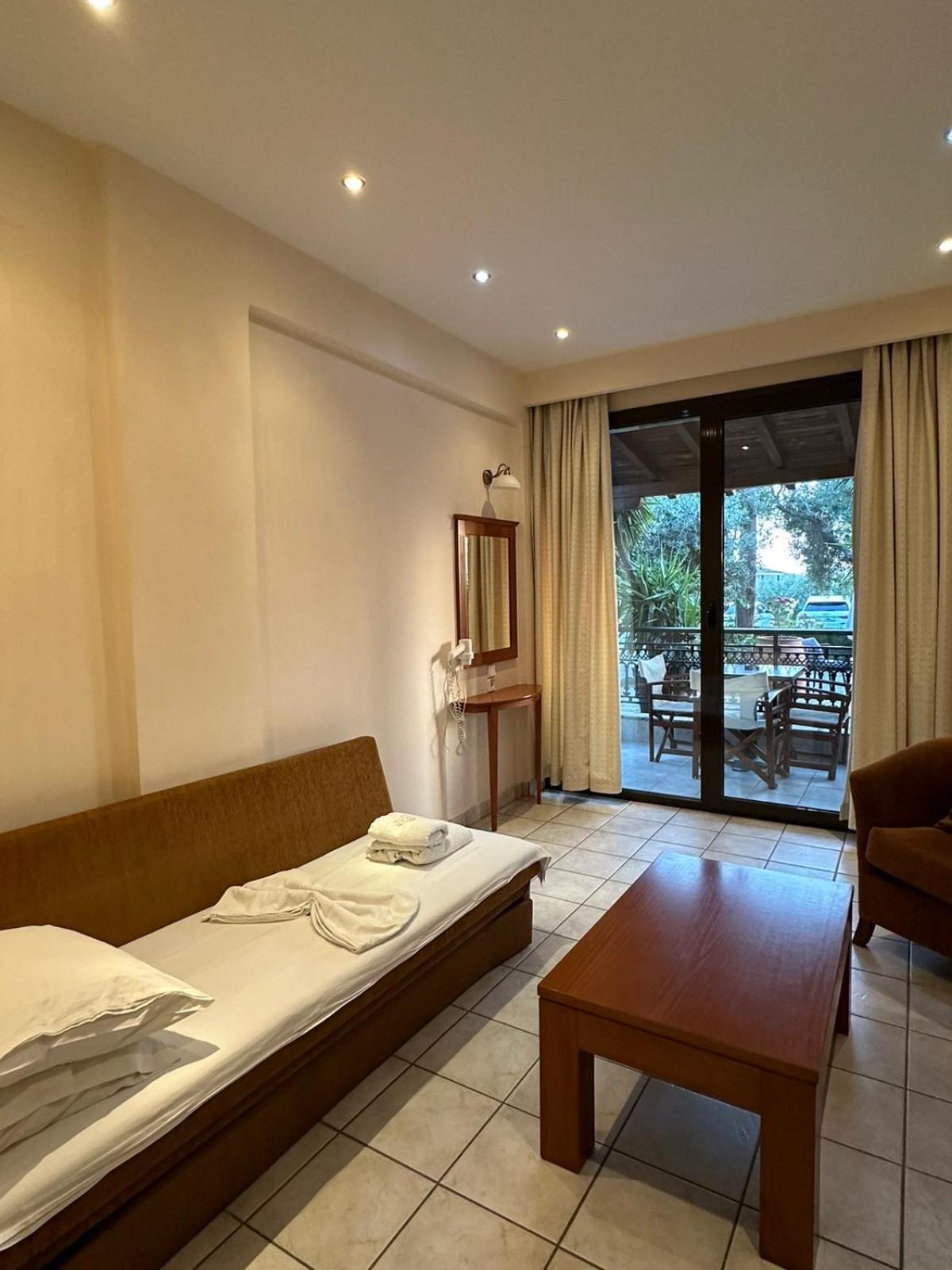 Pyrgos Hotel Ouranoupoli Eksteriør billede